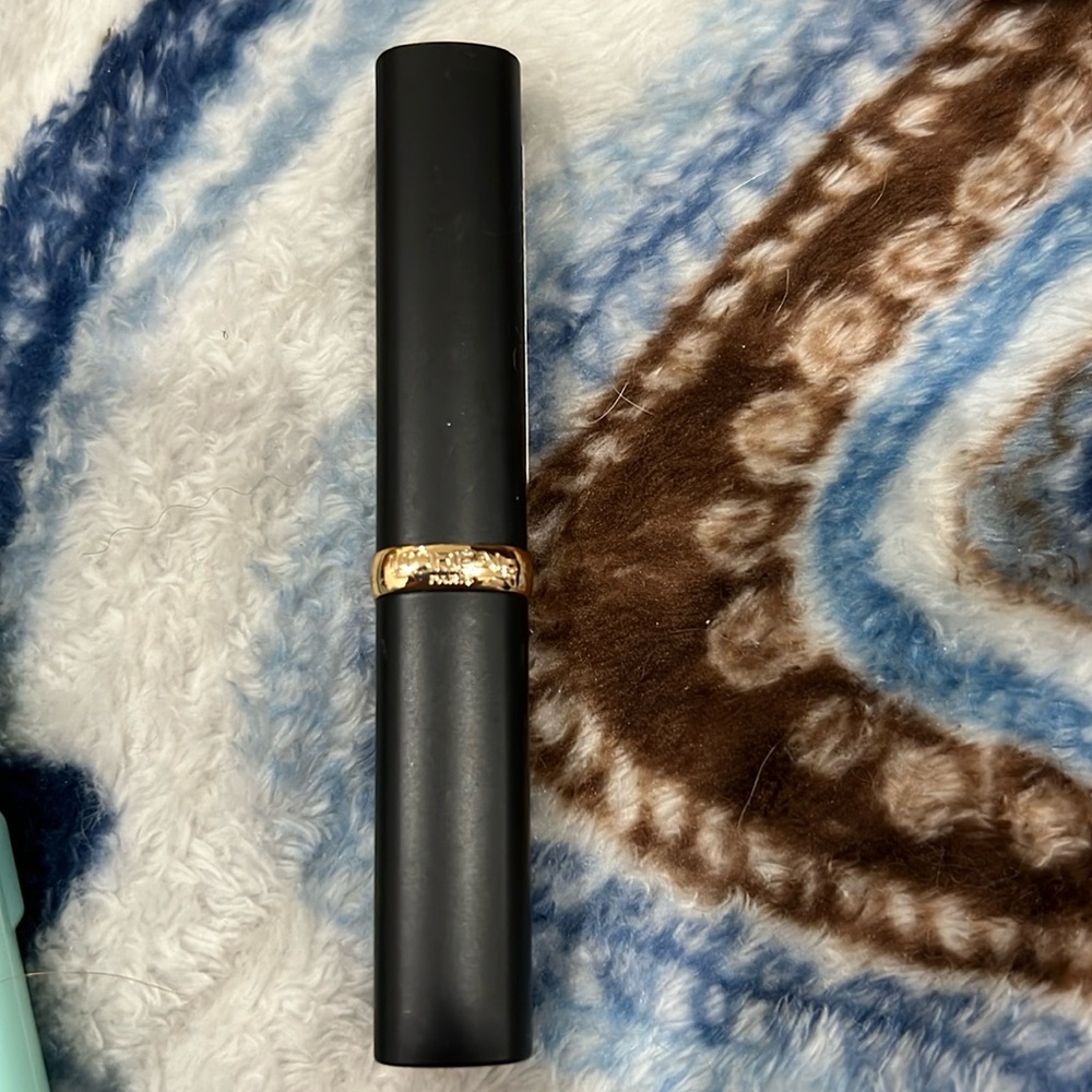 L’Oréal 601 colour riche intense volume matte lipstick